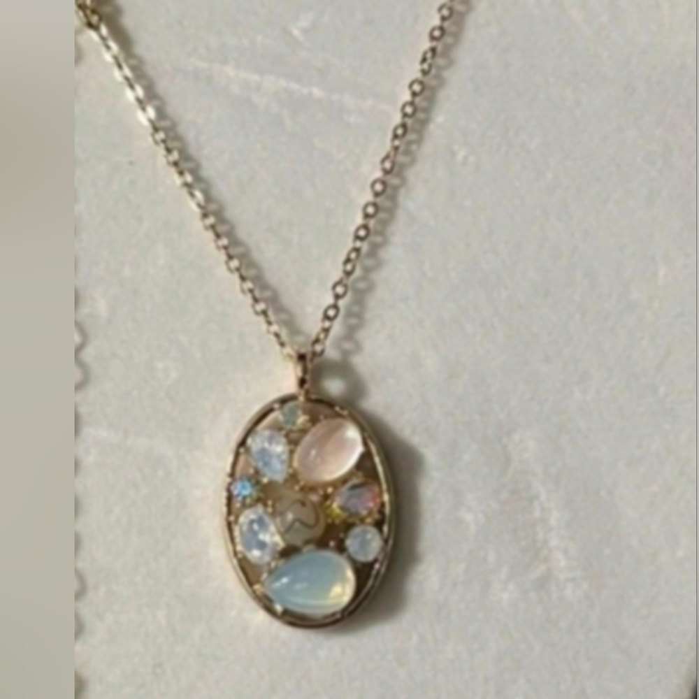 Avon Mother-of-Pearl Cluster Necklace